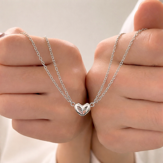 Deal Nut Couples magnetic heart necklace set,