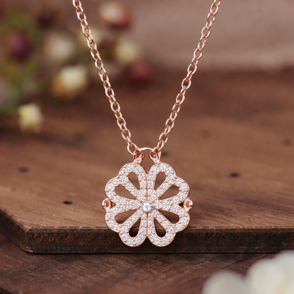 Leaf Clover Heart Magnetic Pendant Necklace