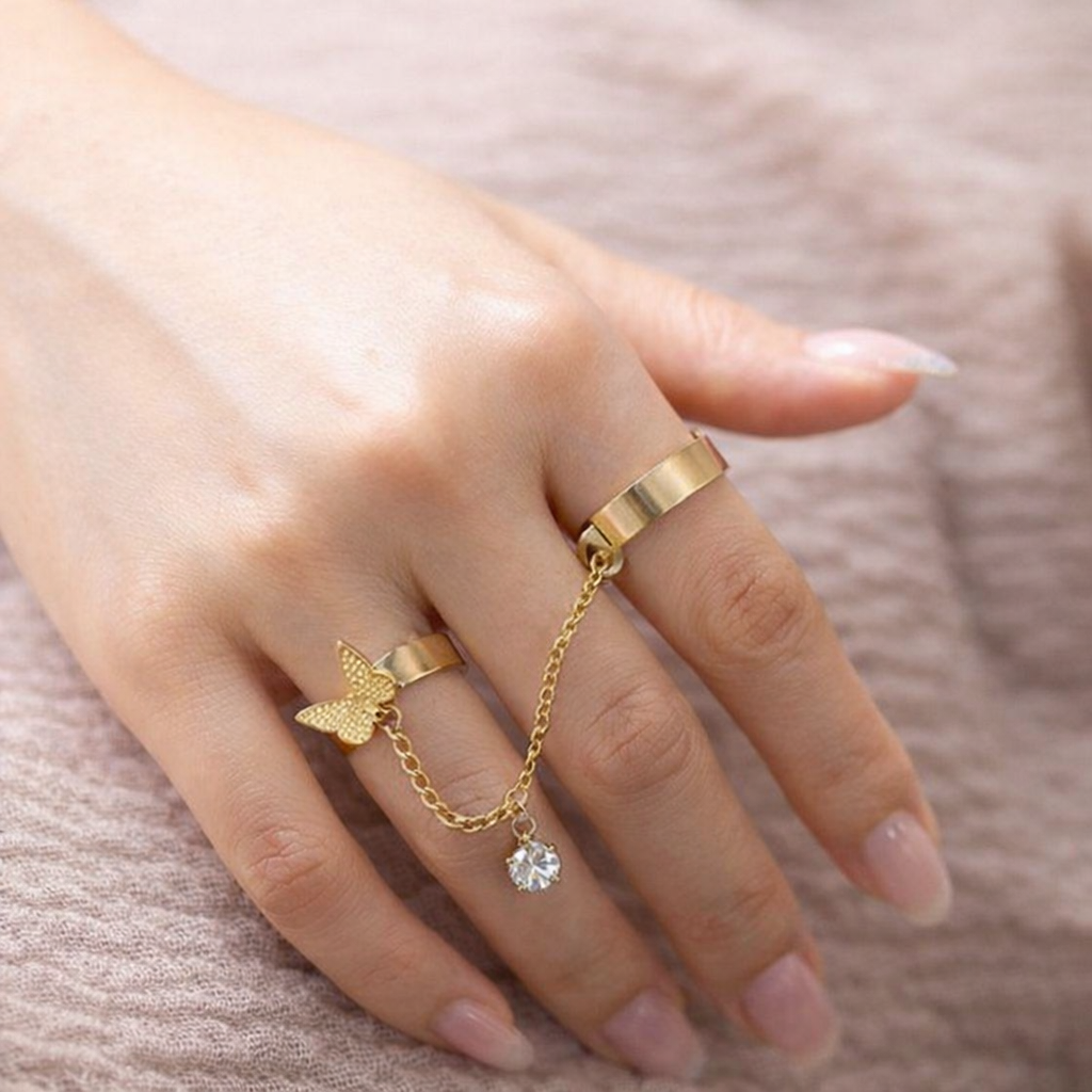 Double Finger Butterfly Chain Ring