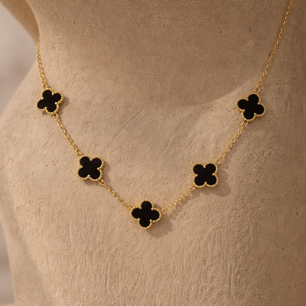 STYLISH BLACK FLOWER NECKLACE