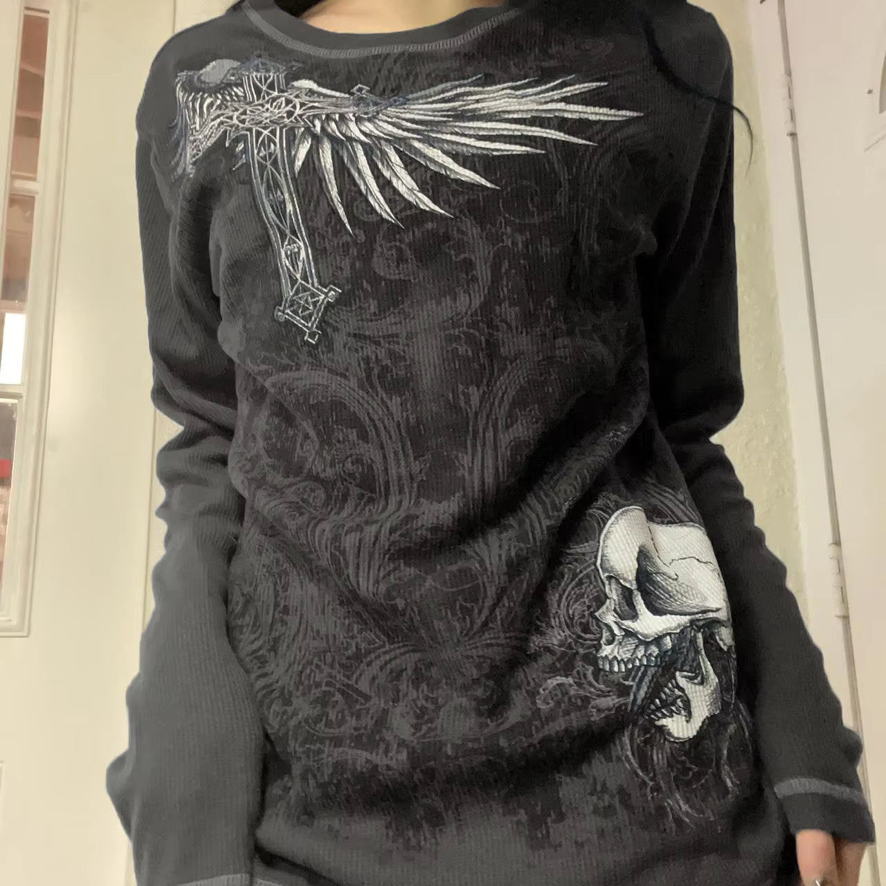 2000S Y2K Cyber Grunge Vintage T-Shirt Graphic Print O Neck Long Sleeve Tee Women Slim Fit Crop Tops Egirl Skater Emo Streetwear