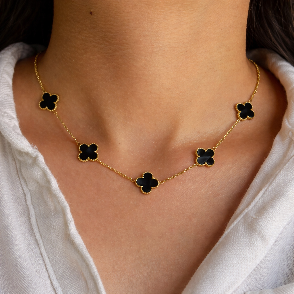 STYLISH BLACK FLOWER NECKLACE