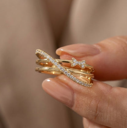 Intertwined Infinity Cross-Over Ring