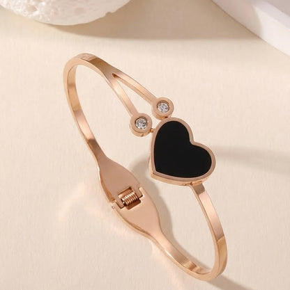 RoseBlack Heart Shape Bangle Bracelet