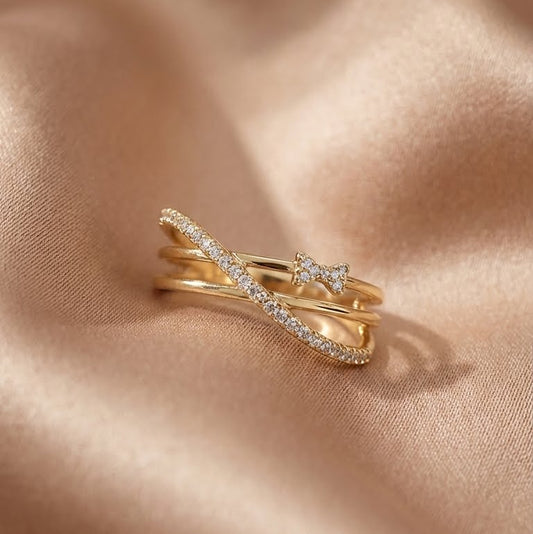 Intertwined Infinity Cross-Over Ring