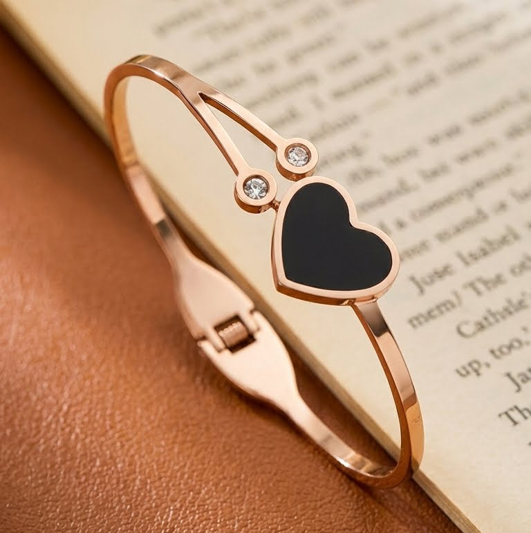 RoseBlack Heart Shape Bangle Bracelet