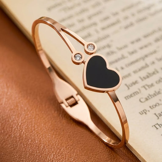 RoseBlack Heart Shape Bangle Bracelet
