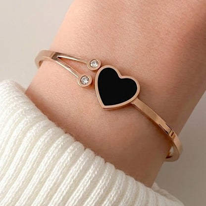 RoseBlack Heart Shape Bangle Bracelet