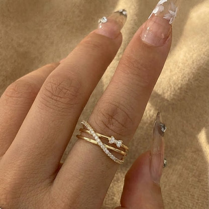 Intertwined Infinity Cross-Over Ring