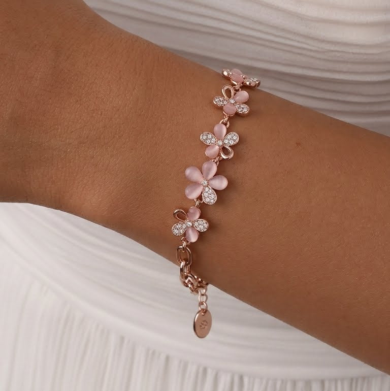 Women's Sweet Flower Rhinestone Bracelet