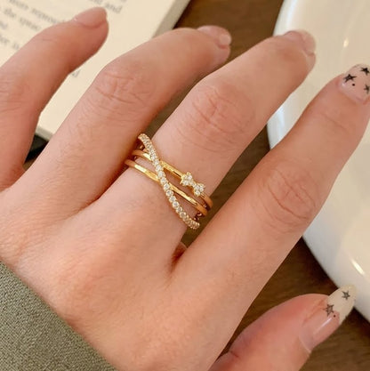 Intertwined Infinity Cross-Over Ring