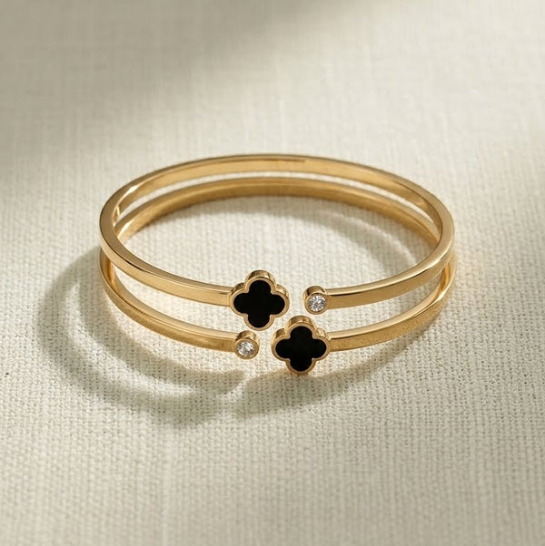 Black Shell Lucky Leaf Titanium Steel Bracelet