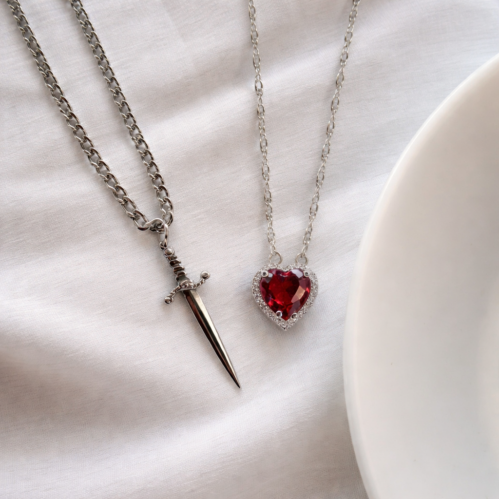 💗Heart and Sword Pendant Necklace